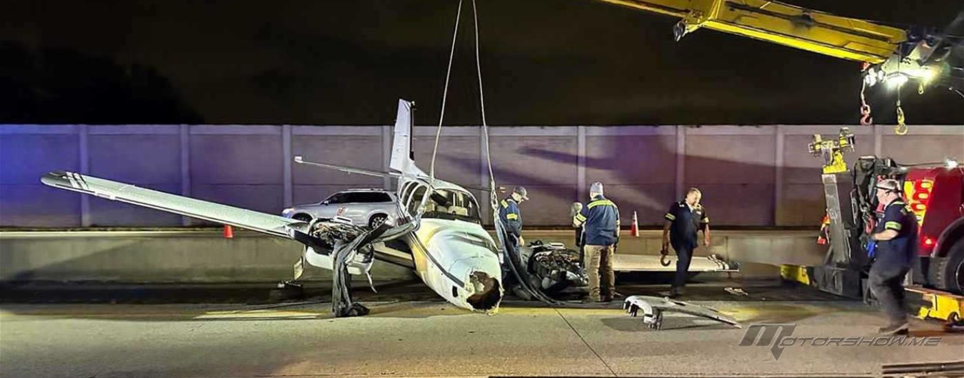 طائرة تهبط مباشرة على سيارة