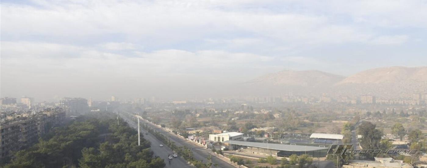 سائق يهدد حياة شرطي مرور في دمشق ويثير غضب السوريين على الإنترنت