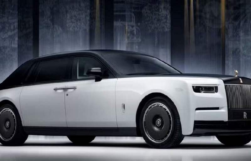 The Art of 40,000 Hours: Creating the 2026 Rolls-Royce Phantom