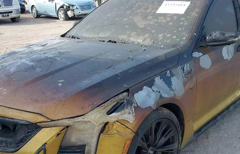 نجت كاديلاك CT5-V بلاك وينج من الحريق بمحركها سليمًا