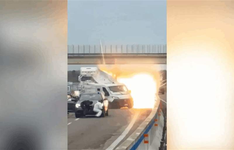 بالفيديو: هجوم مسلح على شاحنة مصفحة في جنوب إيطاليا