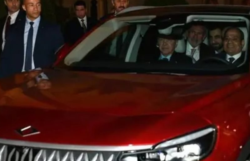 تفاصيل السيارة الكهربائية التركية التي أهداها أردوغان للرئيس السيسي