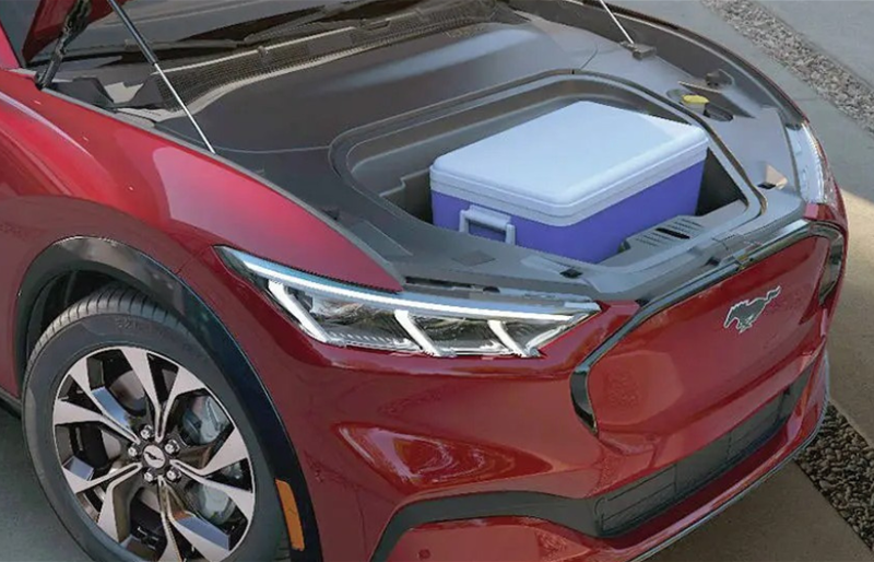 فورد تحول صندوق التخزين الأمامي في موستانج ماك إي 2026 إلى خيار مدفوع