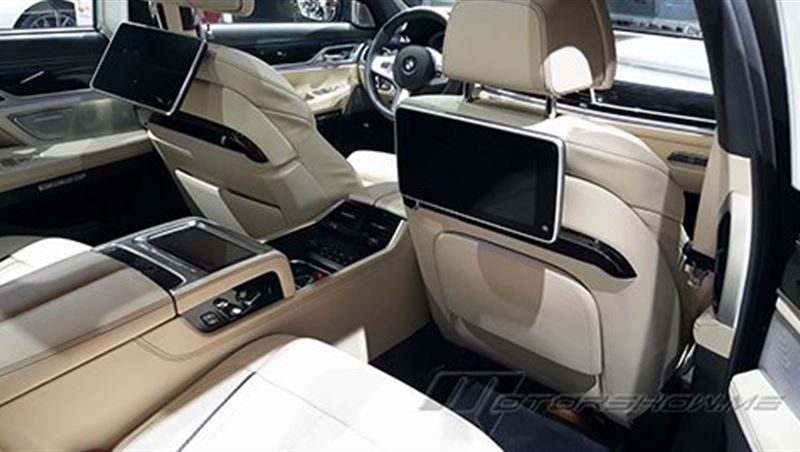 2017 M760Li xDrive